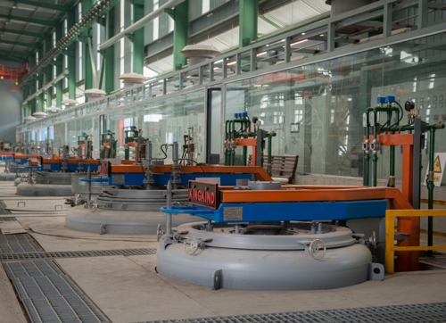 澄迈县RQ系列细长杆工件悬挂可控气氛深井式渗碳炉